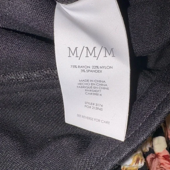 Cabi Black Stretch Utility Jacket Women’s Medium Textured Knit Button Front BJ2 - Picture 5 of 6